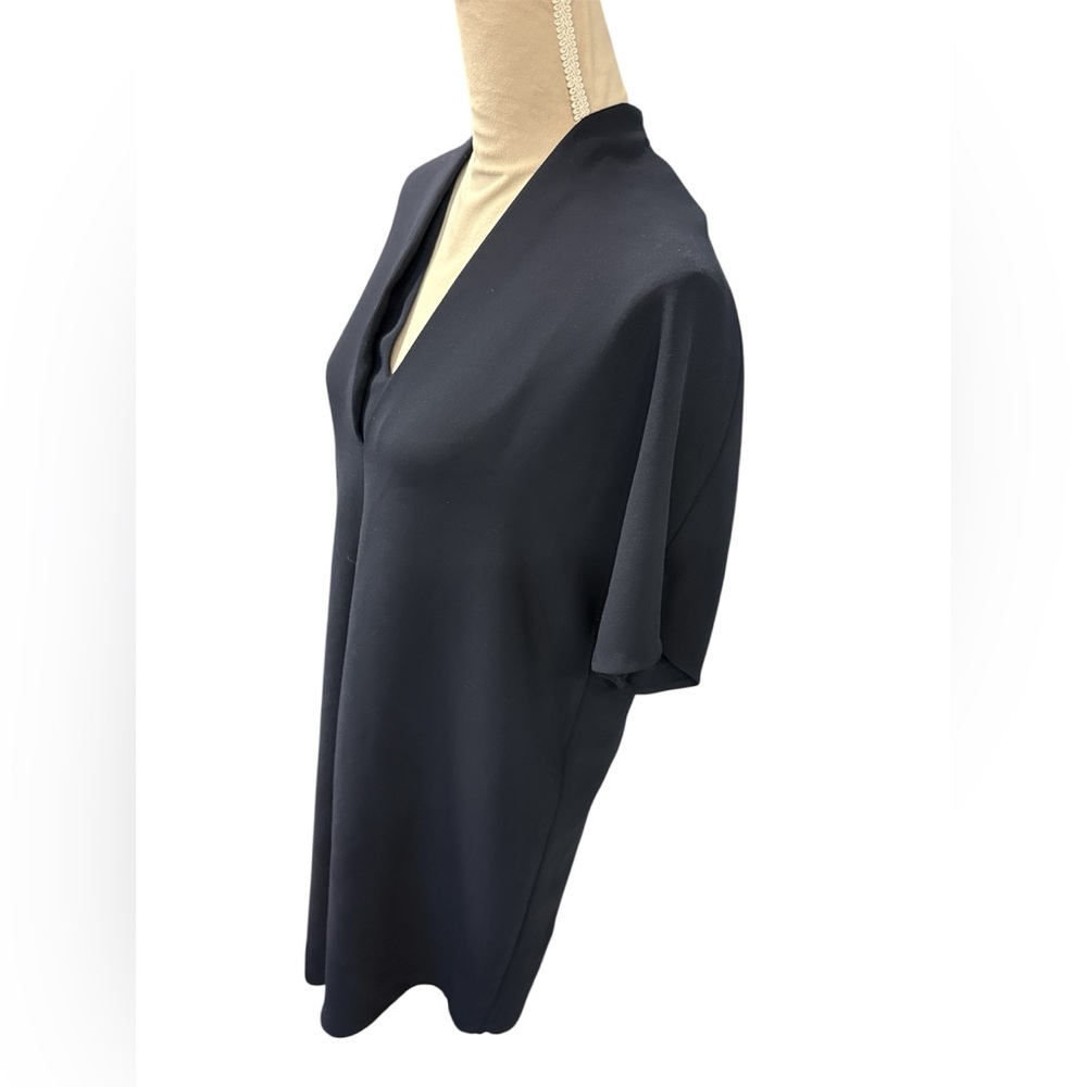 Vince ClassicV- Neck dress - Picture 4 of 7
